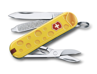 Лимитированный перочинный нож-брелок VICTORINOX Classic "Alps Cheese", 58 мм, 7 функций, коллекция 2019 года